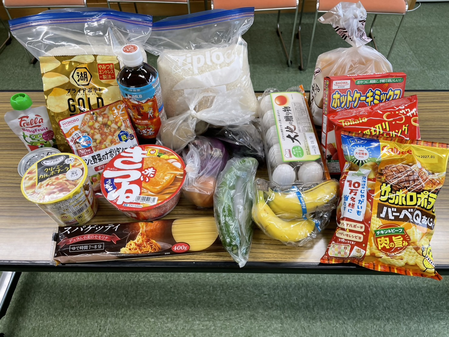 パスタやお米などの食材
