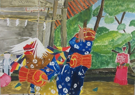 緑の木々を背景に青い衣装姿の獅子舞が太鼓を持って踊る様子を描いた塩谷 優奈さんの水彩画の写真