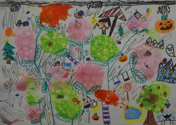 中央に線路が通り、周囲にハロウィンの「ジャックオランタン」やクリスマスツリーなどが描かれた用紙に、緑色やピンク色の花が大きく描かれている荒井 陽向さんの作品