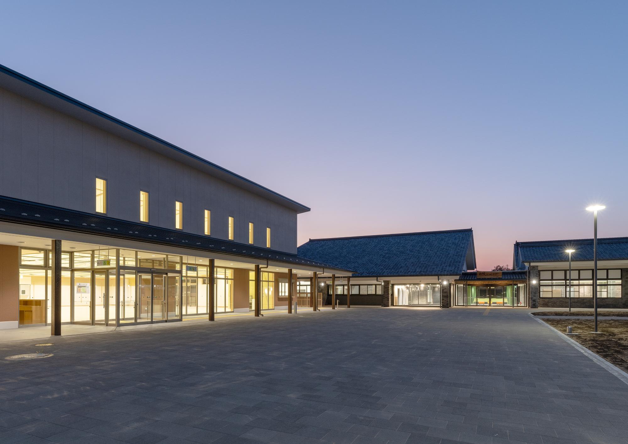 新しくなった道の駅おがわまちの外観