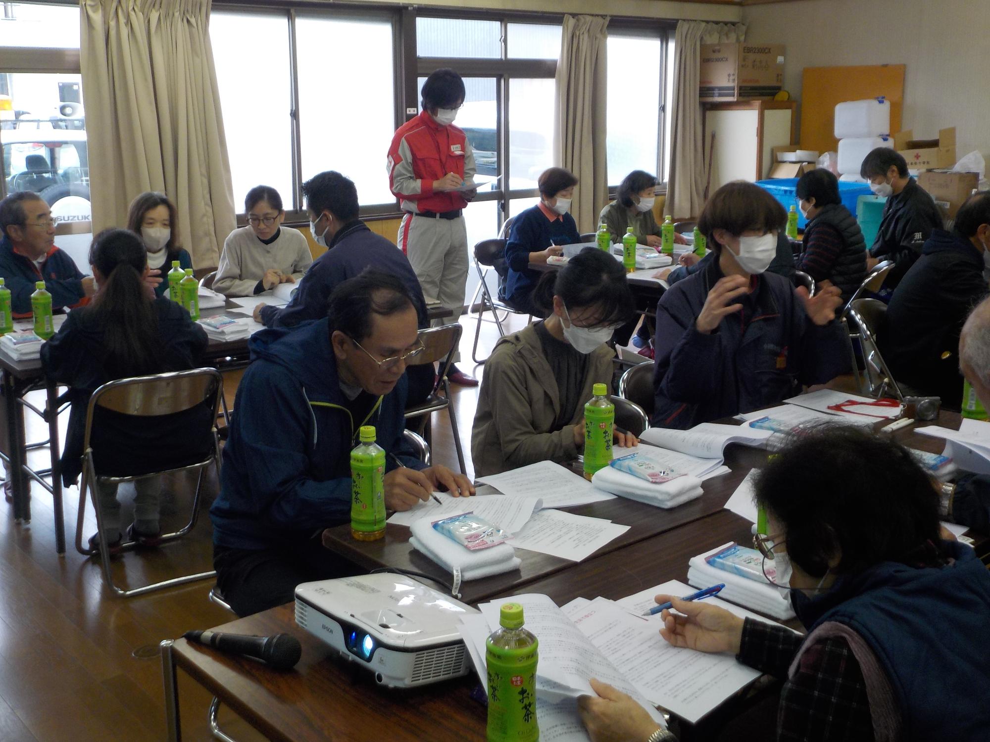 意見交換などのグループワークも！