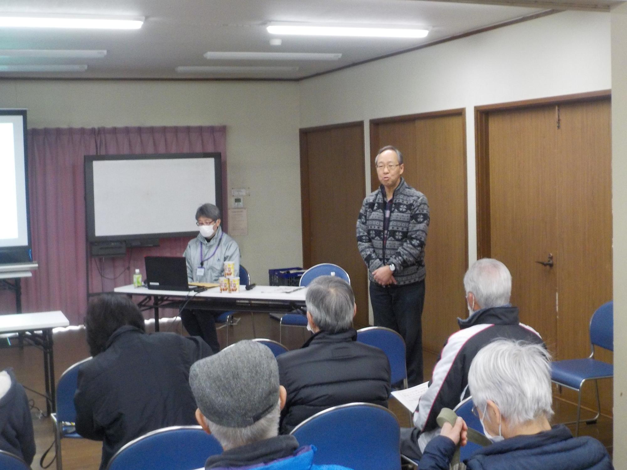 司会進行役の福島区長