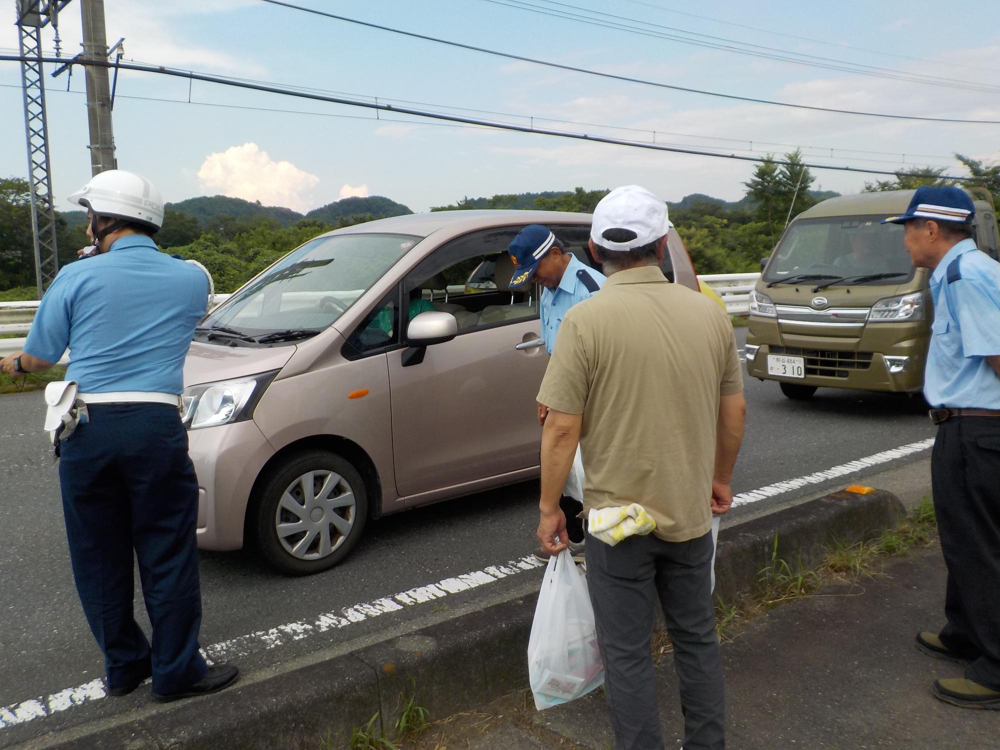 夏の交通事故防止運動02