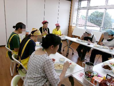 食事の様子